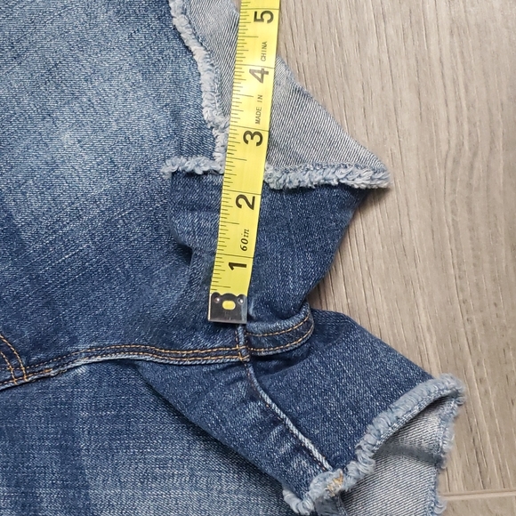 J. Crew womens jean shorts size 26 - Picture 6 of 7